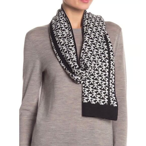 Michael Kors Signature Logo Monogram Scarf OS Black/Gray - Picture 3 of 3